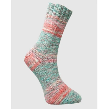 Universal Yarn Filly 3 Universal Yarn Filly