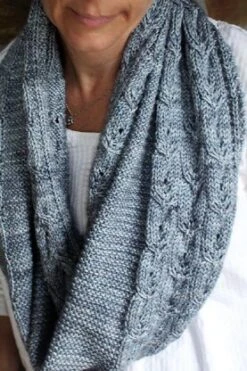 BabyCocktails Brighton Cowl PDF -Deals YARN Store 416x416 2590