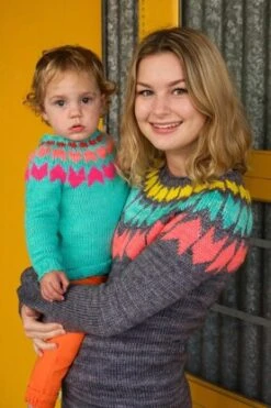 Tin Can Knits Spotlight PDF -Deals YARN Store 416x416 2642