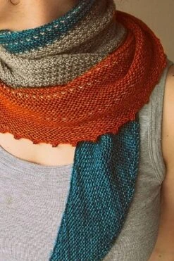 Melanie Berg Ashburn PDF -Deals YARN Store 416x416 2864