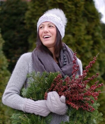 Lyrical Knits Making Spirits Bright PDF 4 Lyrical Knits Making Spirits Bright PDF - Image 2