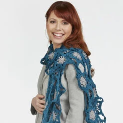 Valley Yarns 054 Follow Your Star Wrap