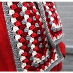 ChickenBetty Striscia PDF -Deals YARN Store 416x416 3598