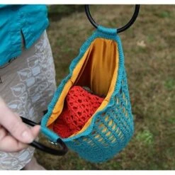 ChickenBetty Frost Lattice PDF -Deals YARN Store 416x416 3788