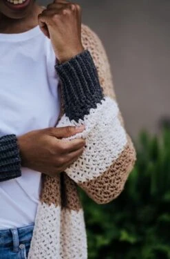 TL Yarn Crafts Dina Cardi PDF -Deals YARN Store 416x416 3806