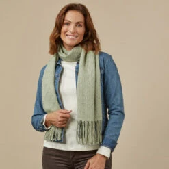 Valley Yarns #278 Touch Of Lace Shawl PDF