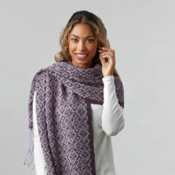 Valley Yarns #248 Diamonds And Roses Shawl PDF